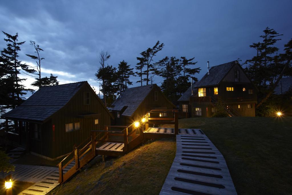 Middle Beach Lodge Тофино Экстерьер фото